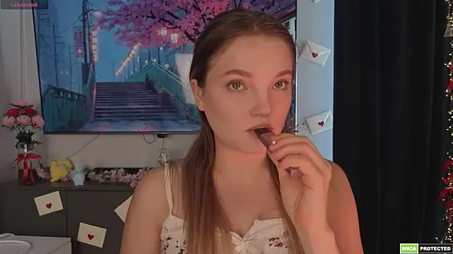 JulieLupo online show from April 17, 2026, 7:11 am