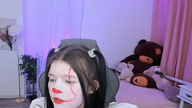 StasyaCollins online show from October 31, 2025, 6:15 pm