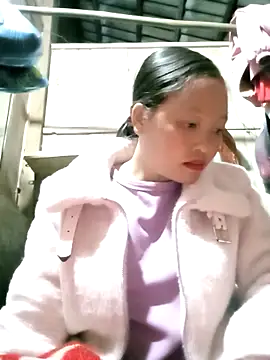 Minkine022 online show from November 19, 2025, 9:09 am