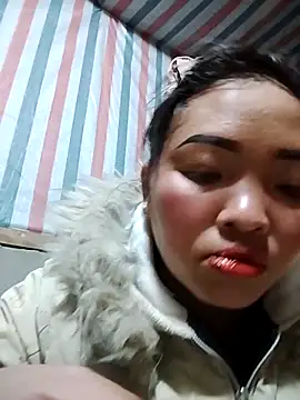 Snapshot of Minkine022 chatting on February 11, 2026, 8:25 am Minkine022 online show from February 11, 2026, 8:25 am