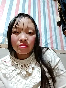 Snapshot of Minkine022 chatting on February 4, 2026, 12:00 pm Minkine022 online show from February 4, 2026, 12:00 pm