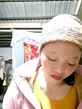 Minkine022 online show from October 29, 2025, 1:04 am