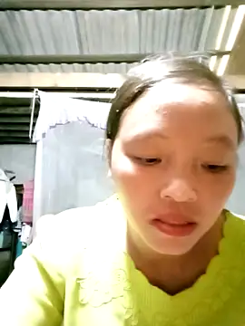 Snapshot of Minkine022 chatting on October 5, 2025, 2:13 am Minkine022 online show from October 5, 2025, 2:13 am