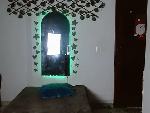 Ebony luna online show from January 12, 2026, 6:15 pm