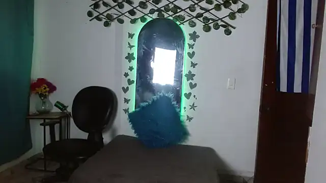 Ebony luna online show from March 30, 2026, 7:37 pm