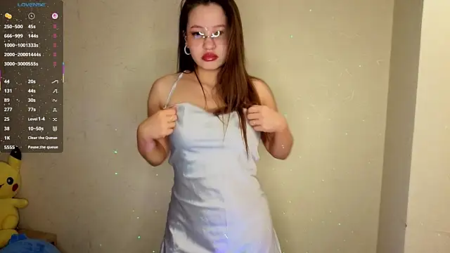 DaisyBickMoon online show from October 9, 2025, 3:45 pm