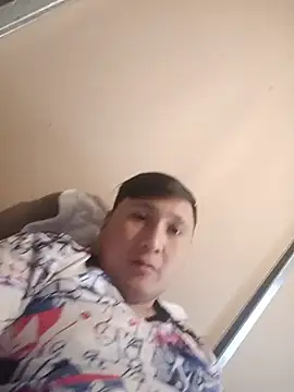 Chyynoxxx online show from June 6, 2026, 8:14 pm