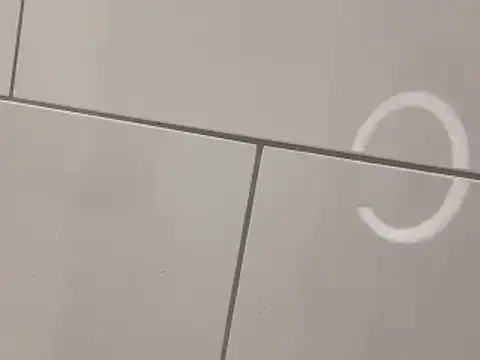 pleasedontpressaredburton online show from February 1, 2026, 9:51 am