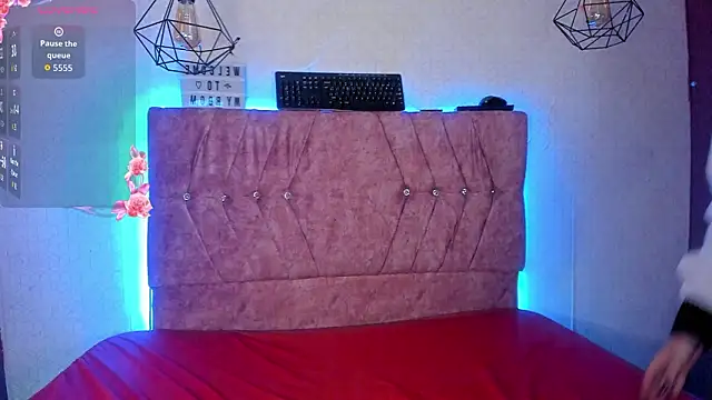 Mia lopez 1 online show from February 16, 2026, 10:03 am