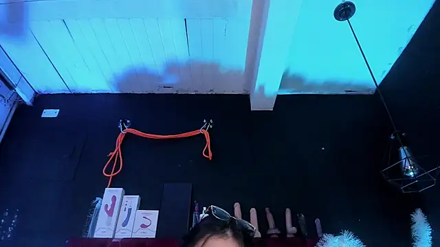 Cony l online show from November 27, 2025, 11:43 am