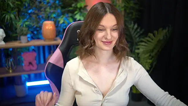 Snapshot of xoxo_molly chatting on November 26, 2025, 9:04 pm xoxo molly online show from November 26, 2025, 9:04 pm