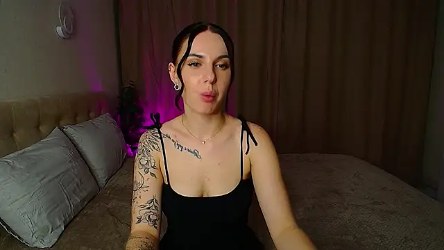 Poison inyour Mind   online show from November 12, 2025, 5:50 pm