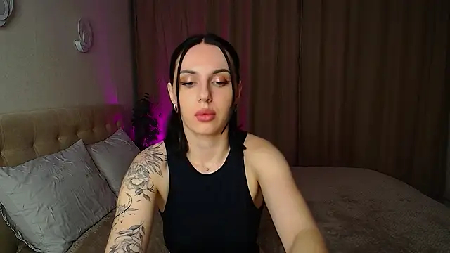 Poison inyour Mind   online show from November 17, 2025, 5:17 pm