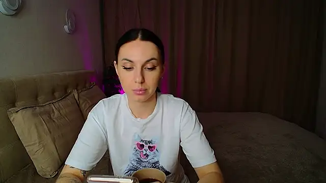 Poison inyour Mind   online show from November 22, 2025, 6:40 pm