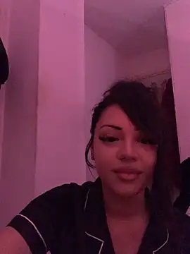 Snapshot of Aleya_Bad2 chatting on October 2, 2025, 12:14 am Aleya Bad2 online show from October 2, 2025, 12:14 am