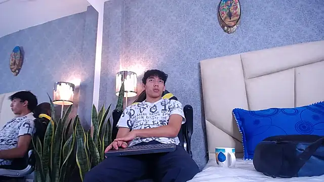 ValenorLerot online show from October 6, 2025, 5:30 am