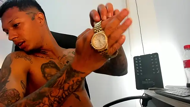 The boy dreams1 online show from October 15, 2025, 2:32 am