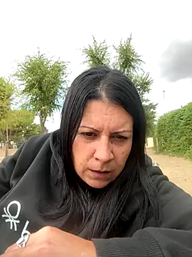 Maduritasexy43 online show from October 10, 2025, 4:08 pm