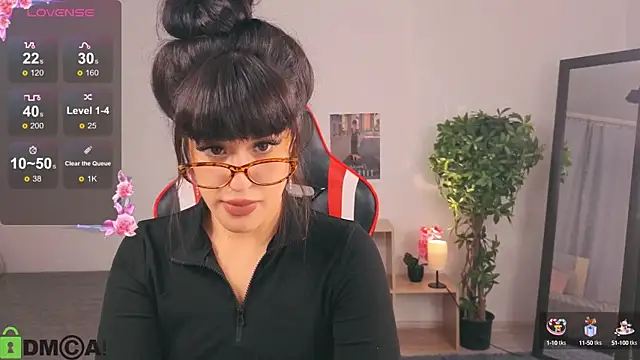 Erika peach online show from October 15, 2025, 2:58 pm