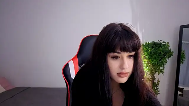 Erika peach online show from October 8, 2025, 2:40 pm