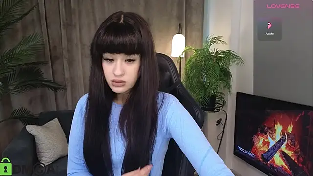 Erika peach online show from October 30, 2025, 8:56 am