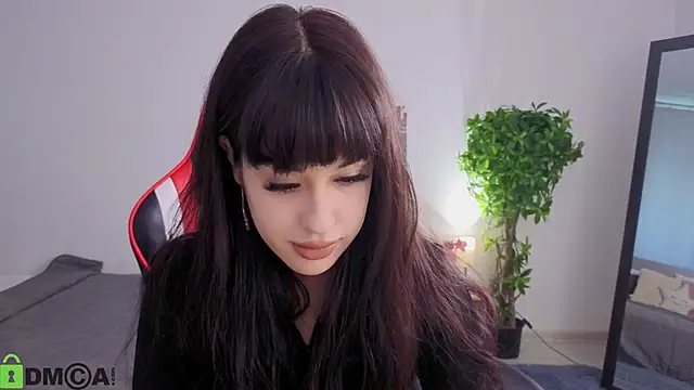 Erika peach online show from October 7, 2025, 2:29 pm