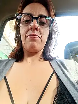 Jade 1-9 online show from November 4, 2025, 8:45 pm