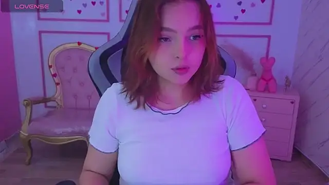 mia foster t online show from April 12, 2026, 1:14 pm