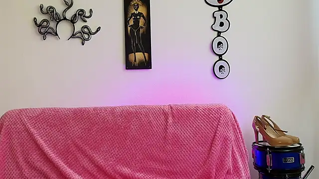 vallery161 online show from October 27, 2025, 4:41 pm