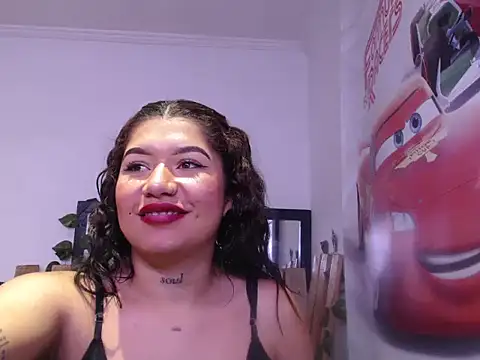 atenea blu online show from November 15, 2025, 5:11 am