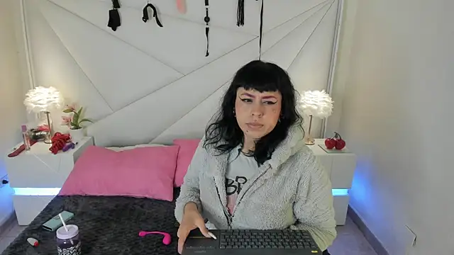 conjuring  online show from November 14, 2025, 2:59 am