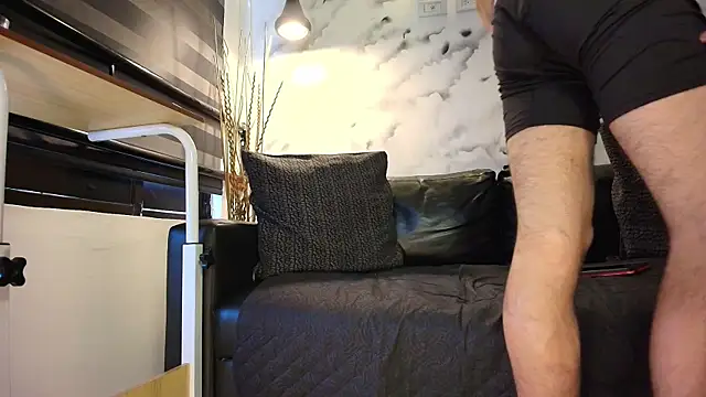 Max Miller S online show from November 14, 2025, 6:55 pm