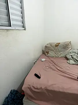 Snapshot of ___Amandinha chatting on November 18, 2025, 11:48 pm Amandinha online show from November 18, 2025, 11:48 pm