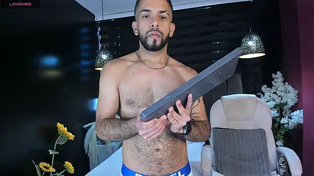 Lobo sex21 online show from November 23, 2025, 1:43 pm