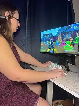 allnaturalmermaid online show from April 11, 2026, 7:50 pm