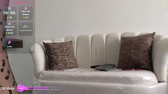 Jade Amado  online show from November 28, 2025, 2:06 pm