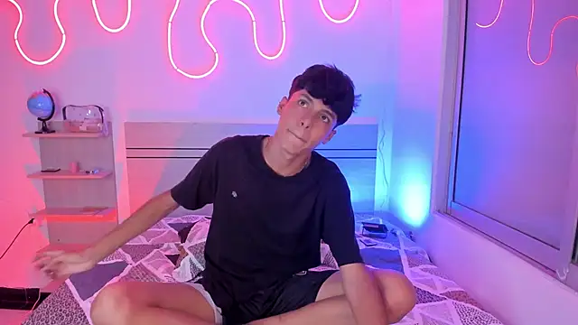 luccas ferreira online show from October 24, 2025, 9:47 pm