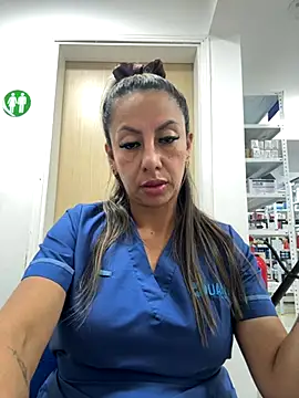 GisellTorres36 online show from October 6, 2025, 5:57 pm