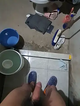 Snapshot of DanielTorres1 chatting on December 22, 2025, 4:12 am DanielTorres1 online show from December 22, 2025, 4:12 am