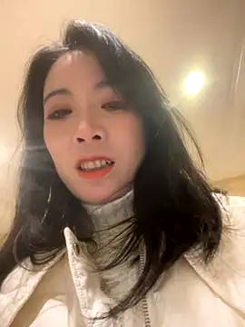 yourkeer online show from November 18, 2025, 7:55 am