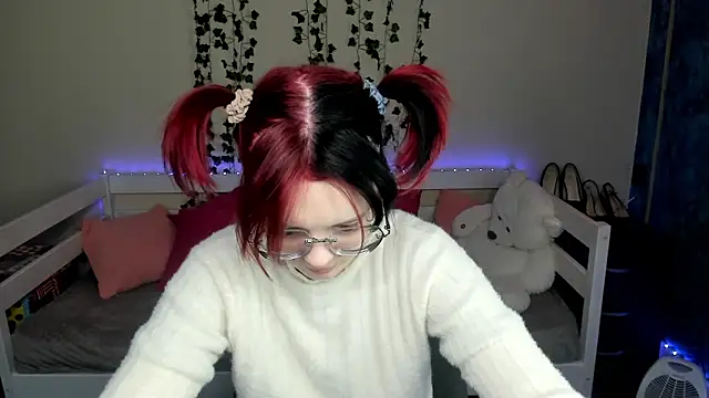 shy elina01 online show from November 9, 2025, 10:41 am