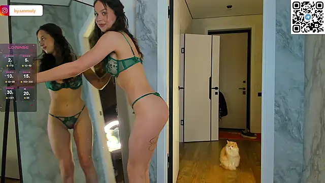 miamiumiu online show from November 30, 2025, 12:33 am