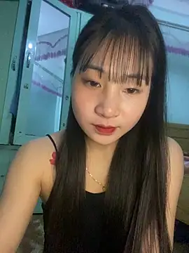 banlinh004 online show from February 19, 2026, 6:05 pm