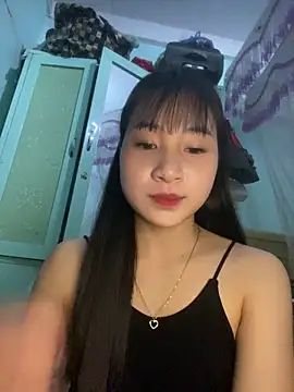 banlinh004 online show from March 22, 2026, 2:29 pm