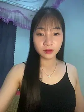 banlinh004 online show from July 22, 2026, 1:35 pm