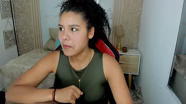 Snapshot of AriaVega chatting on May 26, 2026, 2:26 pm AriaVega online show from May 26, 2026, 2:26 pm