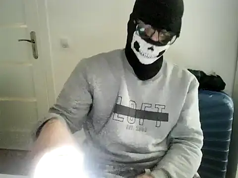 nofaceking20 online show from October 7, 2025, 9:32 am