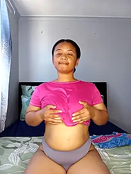 Sultrytits6 online show from October 7, 2025, 12:50 pm