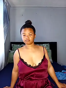 Sultrytits6 online show from October 8, 2025, 1:01 pm