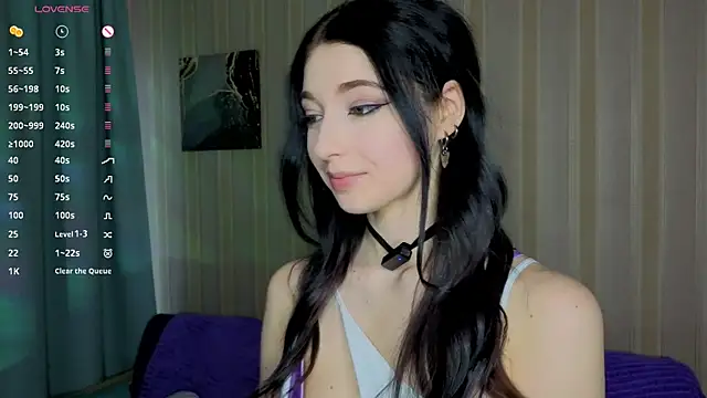 lina leum online show from April 15, 2026, 2:32 pm